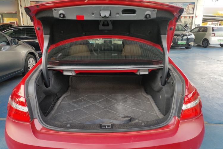Used Mercedes-Benz E-Class 2012 E 260 CGI Coupe Trunk
