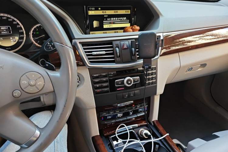 Used Mercedes-Benz E-Class 2012 E 200 L CGI Elegant Model Audio And AC Panel