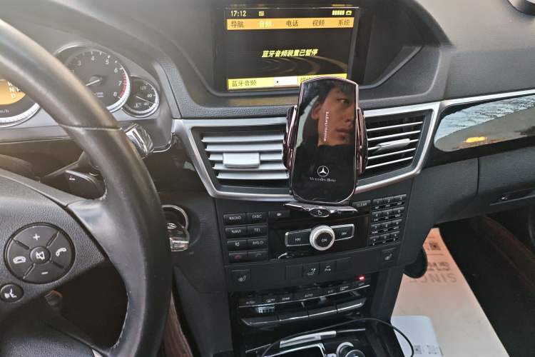 Used Mercedes-Benz E-Class 2012 E 260 L CGI Fashion Model Audio And AC Panel
