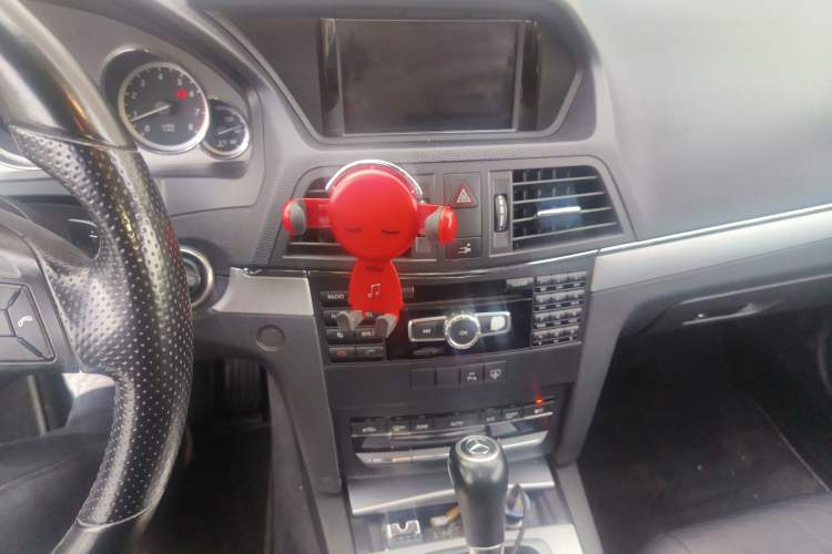 Used Mercedes-Benz E-Class 2012 E 260 CGI Coupe Audio And AC Panel