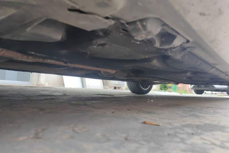 Used Mercedes-Benz E-Class 2012 E 300 L Fashion Model Chassis Front Left