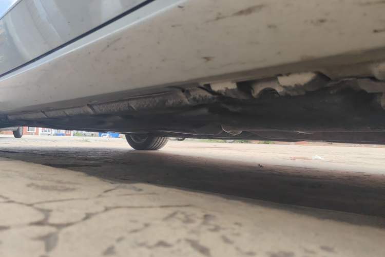 Used Mercedes-Benz E-Class 2012 E 300 L Fashion Model Chassis Front Right