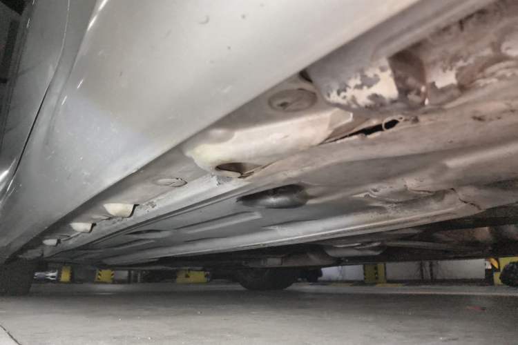 Used Mercedes-Benz E-Class 2012 E 200 CGI Coupe Chassis Rear Left