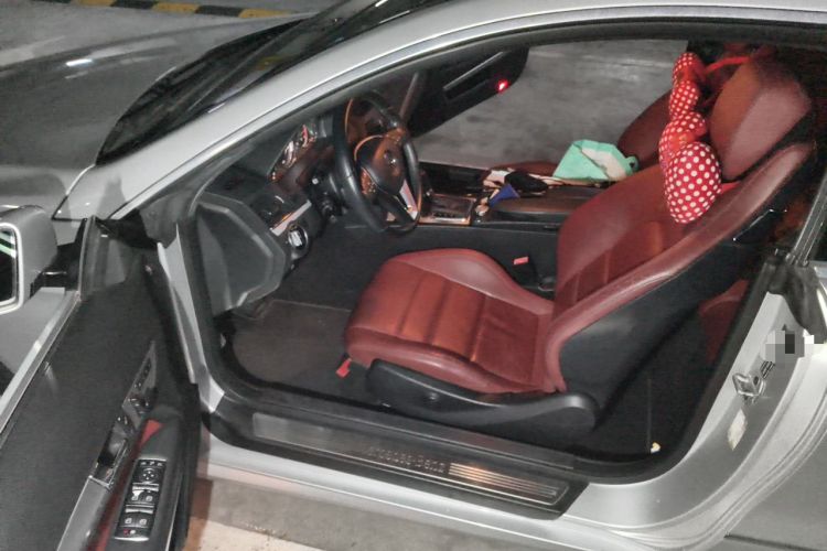 Used Mercedes-Benz E-Class 2012 E 200 CGI Coupe Driver Seat