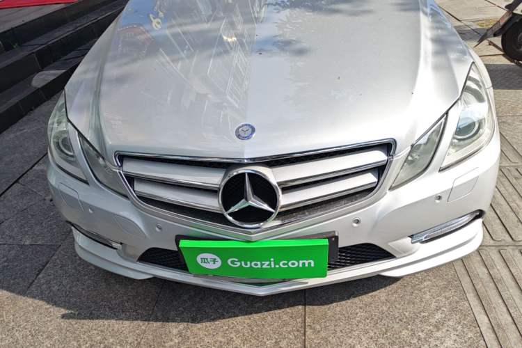 Used Mercedes-Benz E-Class 2012 E 200 CGI Coupe Engine Bay