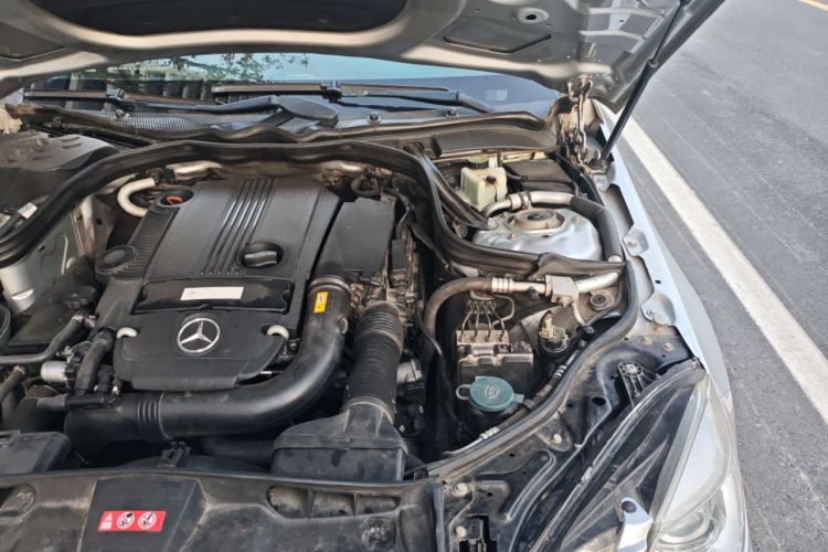 Used Mercedes-Benz E-Class 2012 E 260 L CGI Fashion Model Engine Bay Left