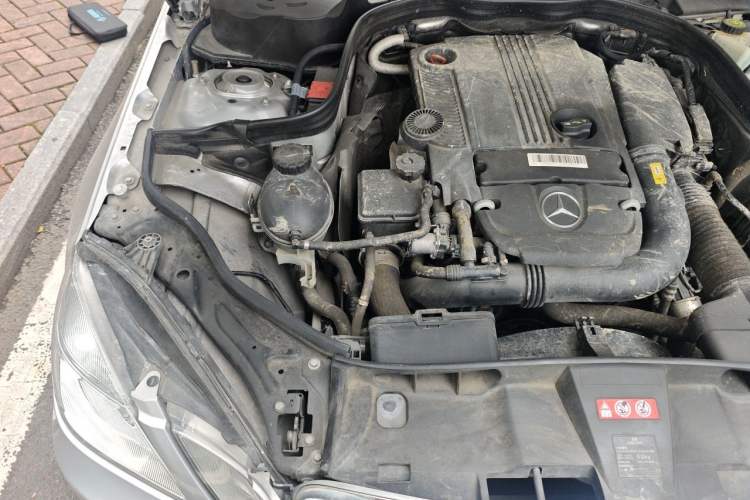 Used Mercedes-Benz E-Class 2012 E 200 L CGI Elegant Model Engine Bay Right