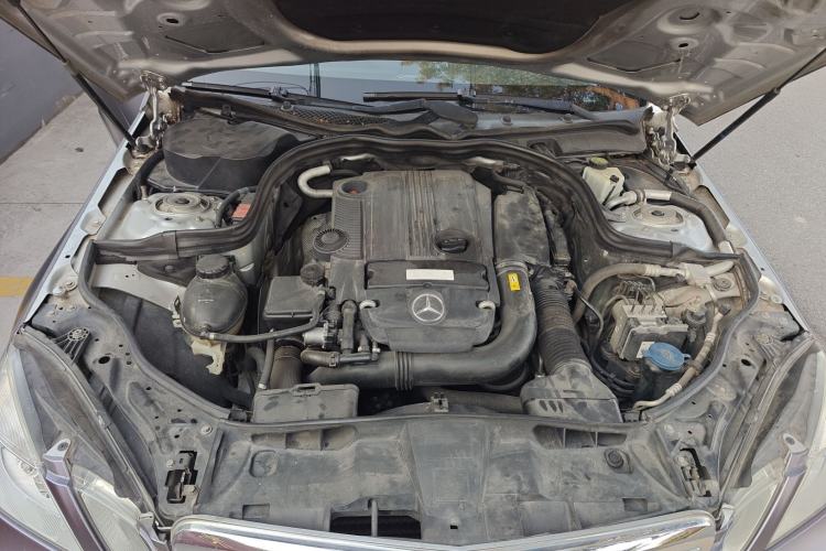 Used Mercedes-Benz E-Class 2012 E 260 L CGI Fashion Model Engine Bay