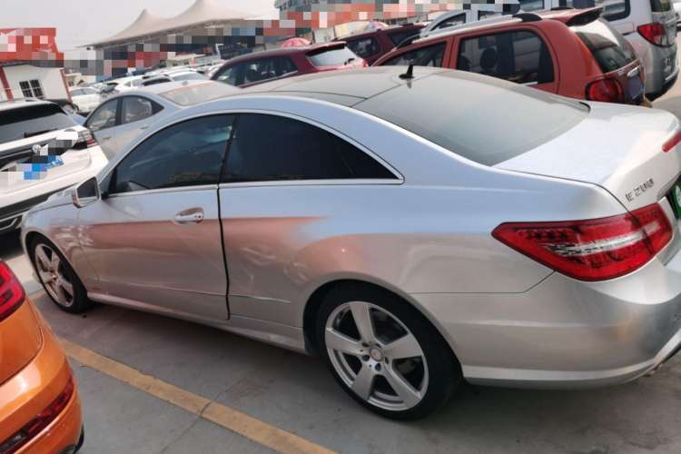 Used Mercedes-Benz E-Class 2012 E 200 CGI Coupe Exterior 3