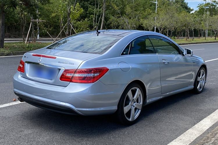 Used Mercedes-Benz E-Class 2012 E 200 CGI Coupe Exterior 5