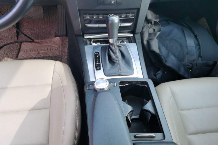 Used Mercedes-Benz E-Class 2012 E 200 CGI Coupe Gear Lever