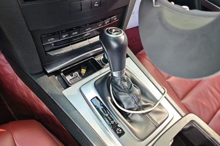Used Mercedes-Benz E-Class 2012 E 200 CGI Coupe Gear Lever