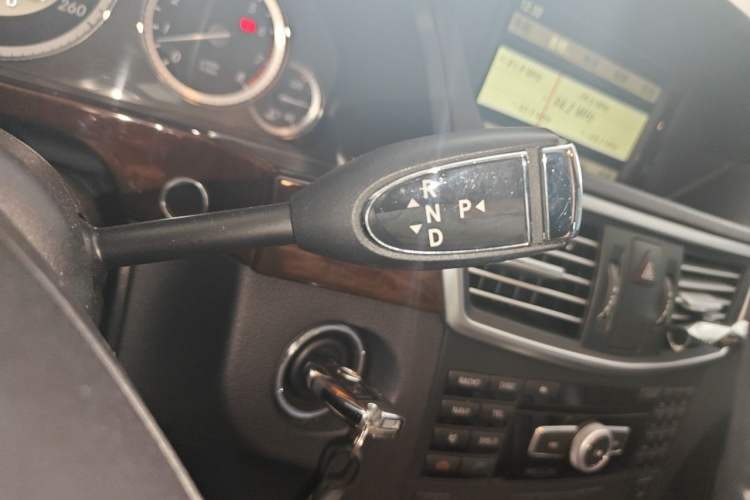 Used Mercedes-Benz E-Class 2012 E 300 L Elegant Model Gear Lever