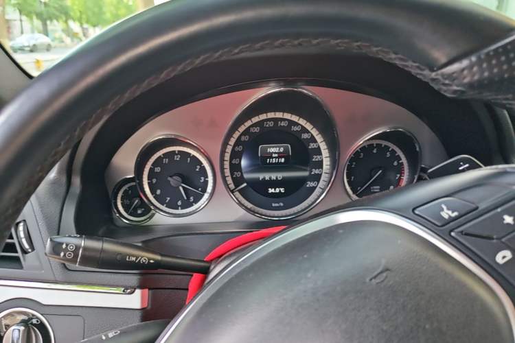 Used Mercedes-Benz E-Class 2012 E 200 CGI Coupe Instrument Cluster