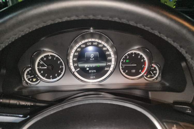 Used Mercedes-Benz E-Class 2012 E 200 CGI Coupe Instrument Cluster