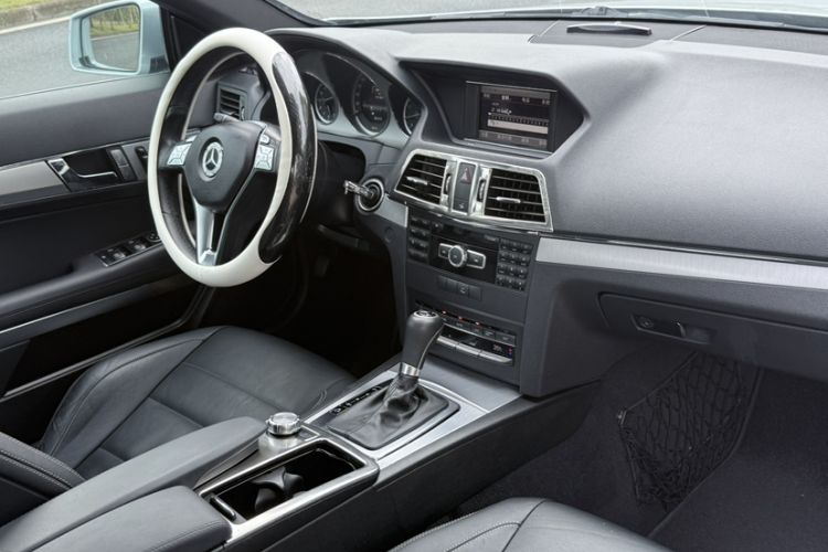 Used Mercedes-Benz E-Class 2012 E 200 CGI Coupe Interior 3