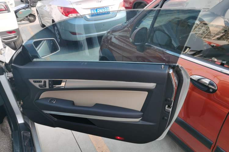 Used Mercedes-Benz E-Class 2012 E 200 CGI Coupe Interior 5