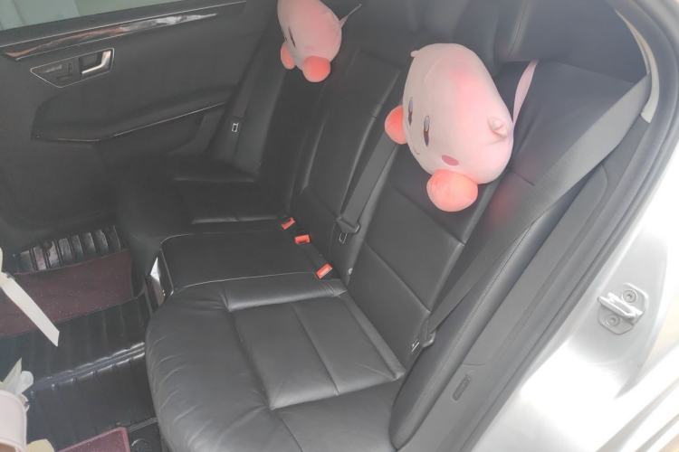 Used Mercedes-Benz E-Class 2012 E 300 L Fashion Model Left Rear Seat