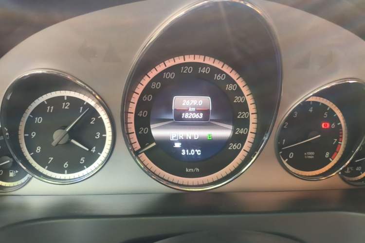 Used Mercedes-Benz E-Class 2012 E 200 CGI Coupe Odometer Close Up