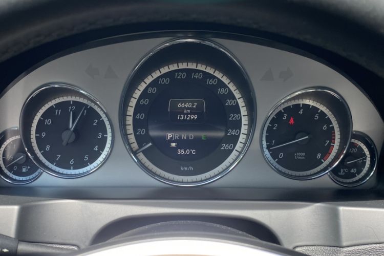 Used Mercedes-Benz E-Class 2012 E 200 CGI Coupe Odometer Close Up