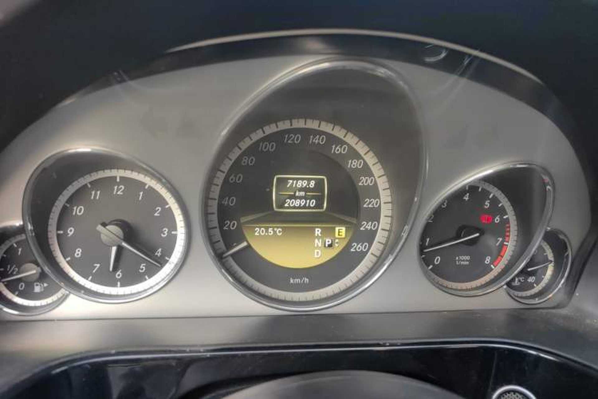 Used Mercedes-Benz E-Class 2012 E 260 L CGI Fashion Model Odometer Close Up