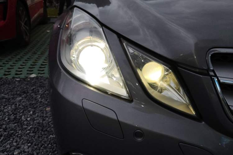 Used Mercedes-Benz E-Class 2012 E 200 CGI Coupe Right Front Headlight