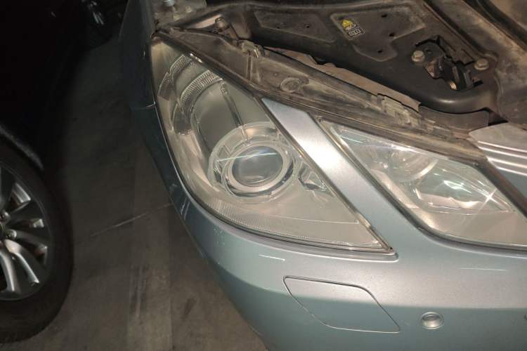 Used Mercedes-Benz E-Class 2012 E 200 CGI Coupe Right Front Headlight