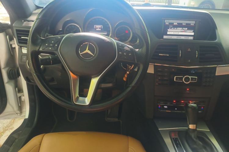Used Mercedes-Benz E-Class 2012 E 200 CGI Coupe Steering Wheel