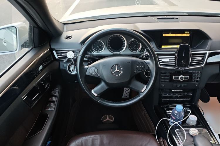 Used Mercedes-Benz E-Class 2012 E 260 L CGI Fashion Model Steering Wheel