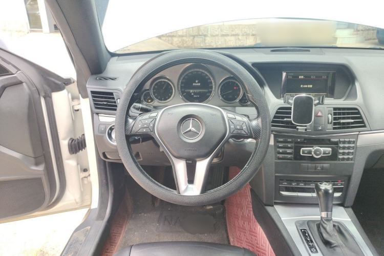Used Mercedes-Benz E-Class 2012 E 200 CGI Coupe Steering Wheel