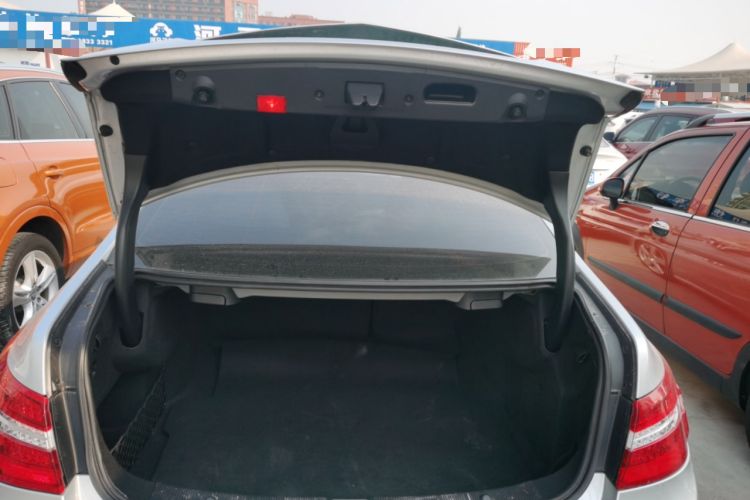 Used Mercedes-Benz E-Class 2012 E 200 CGI Coupe Trunk