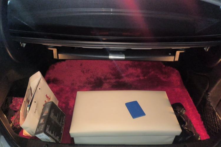 Used Mercedes-Benz E-Class 2012 E 300 L Fashion Model Trunk
