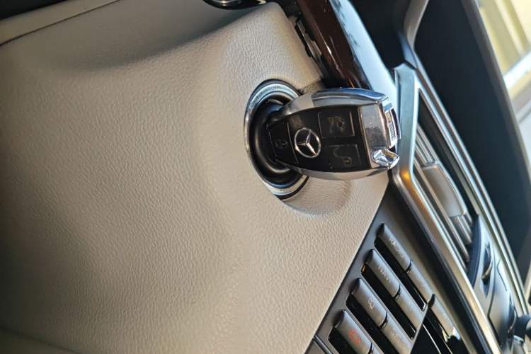 Used Mercedes-Benz E-Class 2012 E 200 L CGI Elegant Model Vehicle Key