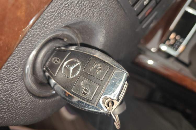 Used Mercedes-Benz E-Class 2012 E 300 L Elegant Model Vehicle Key