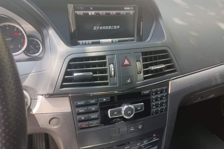 Used Mercedes-Benz E-Class 2012 E 260 CGI Coupe Audio And AC Panel