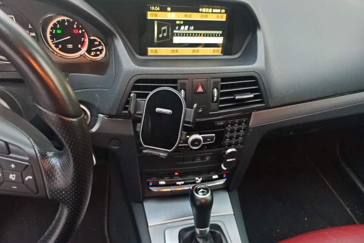 Used Mercedes-Benz E-Class 2012 E 260 CGI Coupe Audio And AC Panel