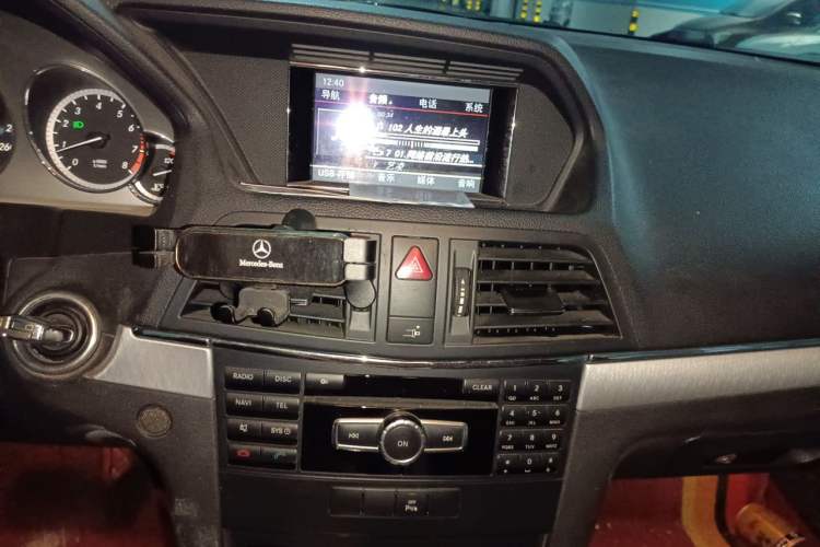 Used Mercedes-Benz E-Class 2012 E 200 CGI Coupe Audio And AC Panel