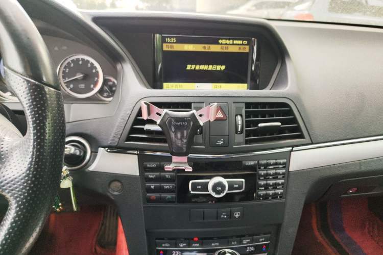 Used Mercedes-Benz E-Class 2012 E 260 CGI Coupe Audio And AC Panel