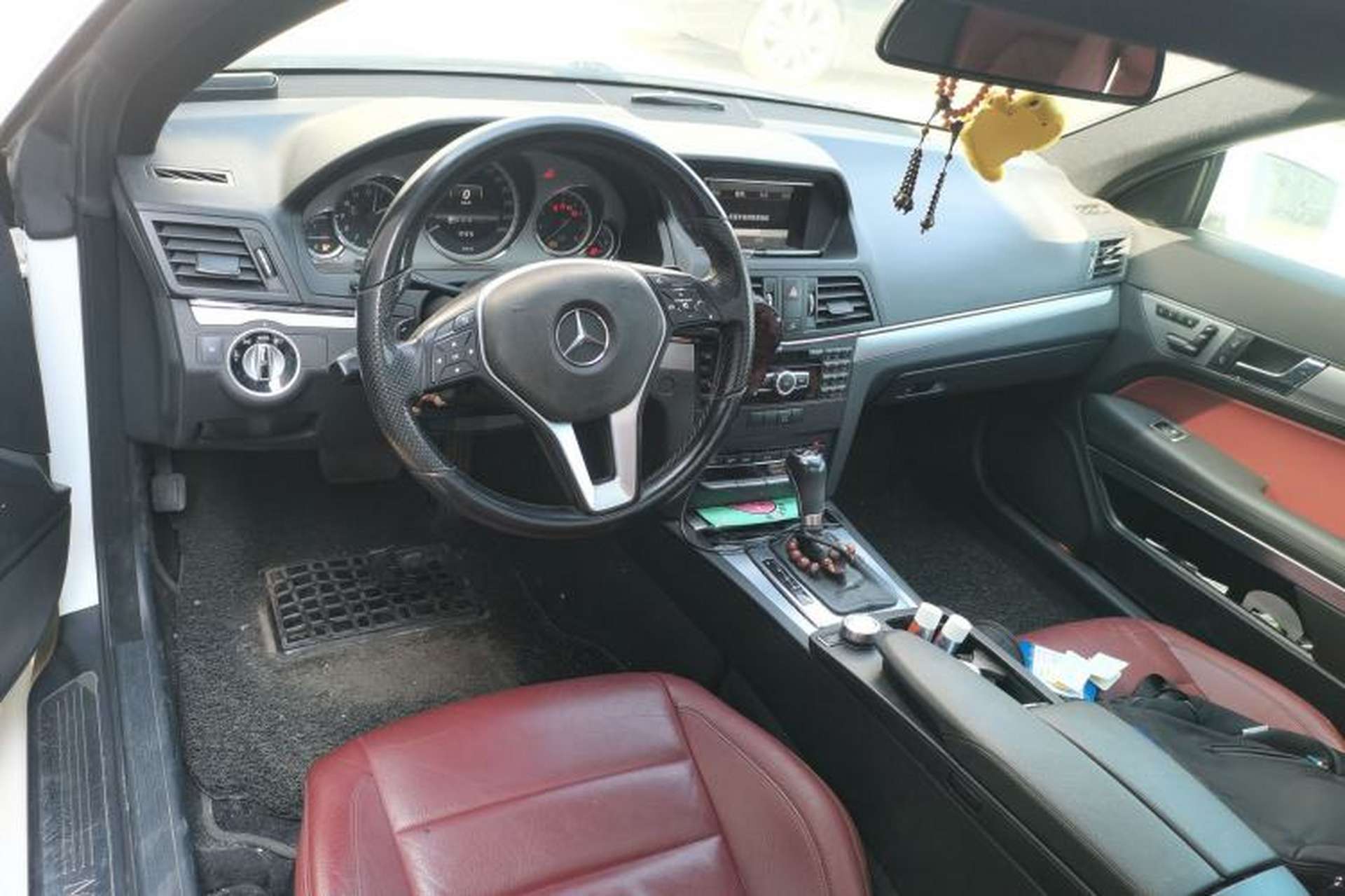 Used Mercedes-Benz E-Class 2012 E 200 CGI Coupe Center Console