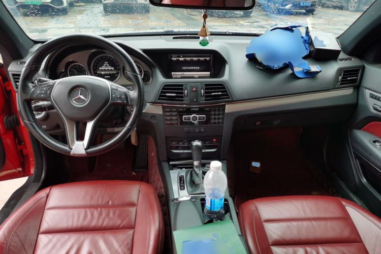 Used Mercedes-Benz E-Class 2012 E 260 CGI Coupe Center Console