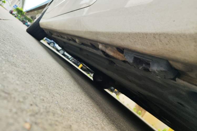 Used Mercedes-Benz E-Class 2012 E 260 CGI Coupe Chassis Rear Left
