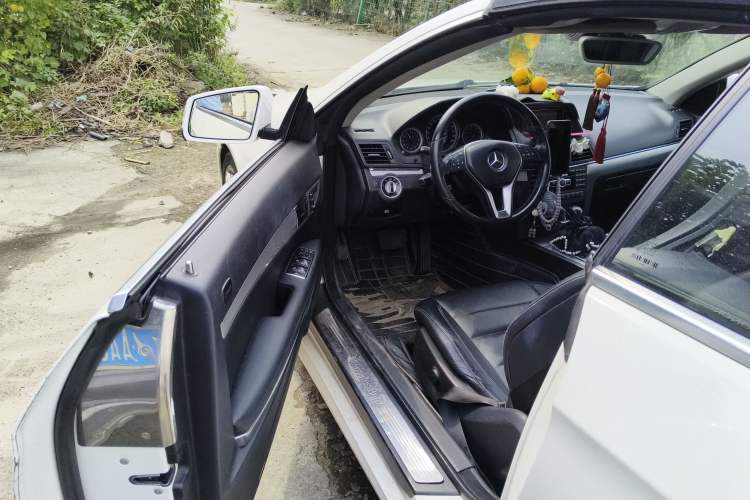 Used Mercedes-Benz E-Class 2012 E 260 CGI Convertible Driver Seat