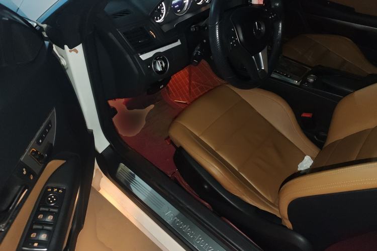 Used Mercedes-Benz E-Class 2012 E 200 CGI Coupe Driver Seat