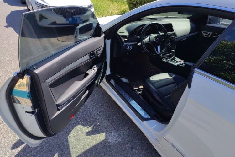 Used Mercedes-Benz E-Class 2012 E 200 CGI Coupe Driver Seat
