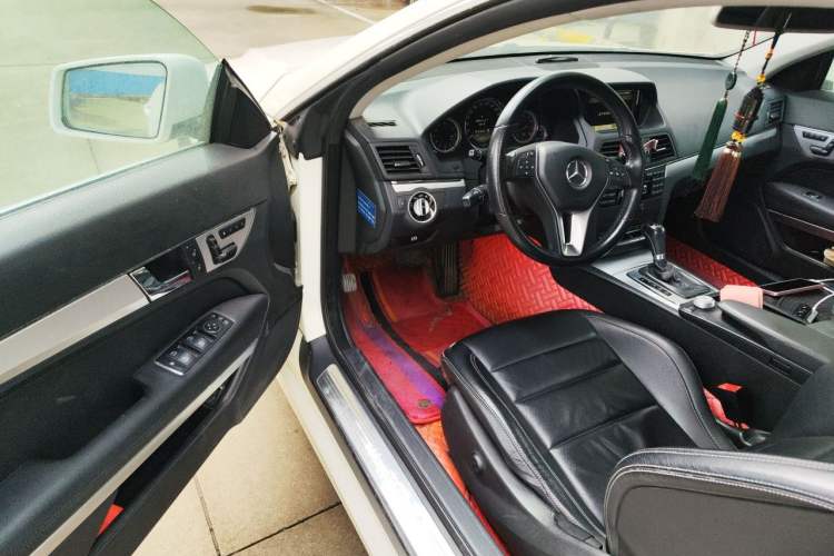 Used Mercedes-Benz E-Class 2012 E 260 CGI Coupe Driver Seat