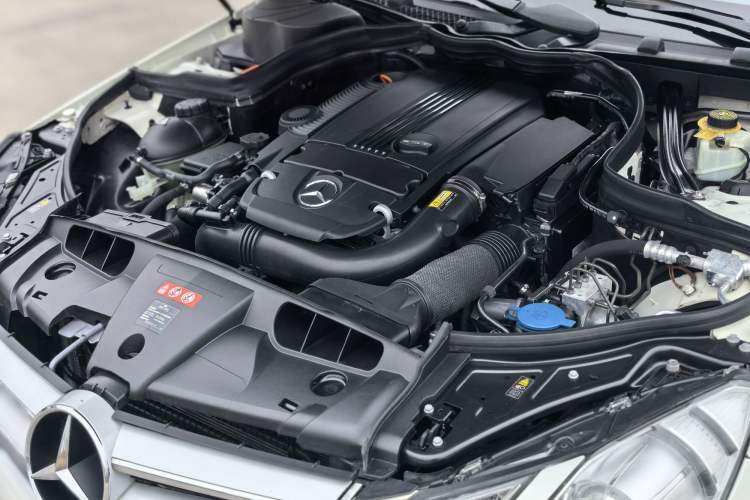 Used Mercedes-Benz E-Class 2012 E 260 CGI Coupe Engine Bay