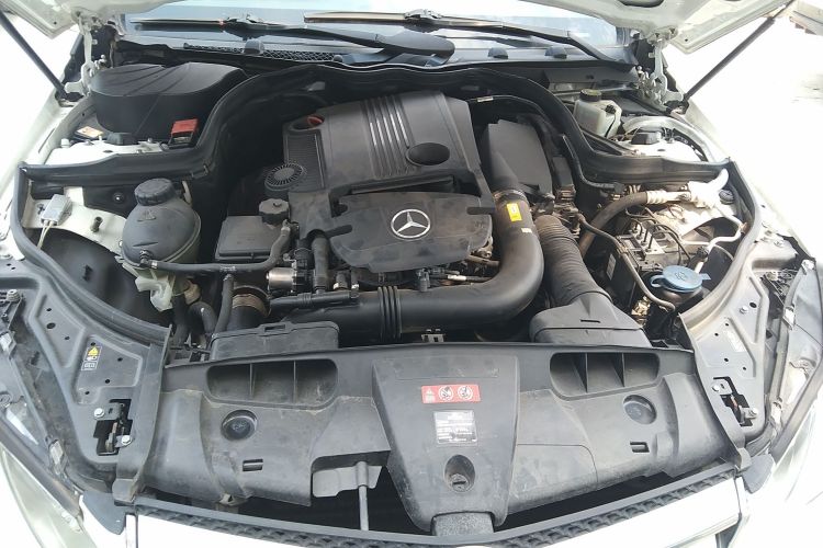 Used Mercedes-Benz E-Class 2012 E 200 CGI Coupe Engine Bay