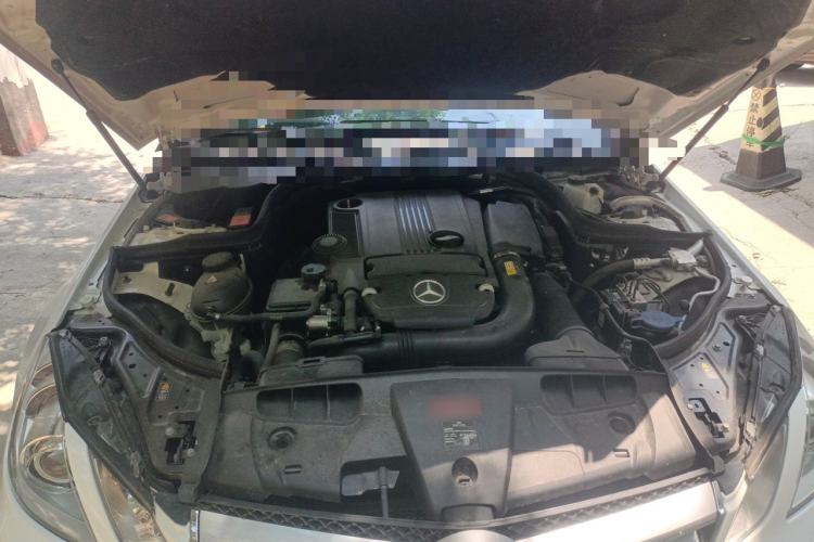 Used Mercedes-Benz E-Class 2012 E 260 CGI Coupe Engine Bay