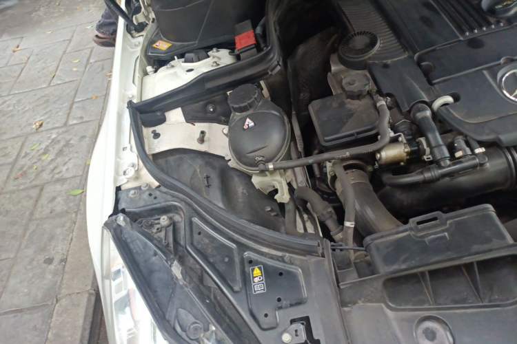 Used Mercedes-Benz E-Class 2012 E 260 CGI Convertible Engine Bay Right