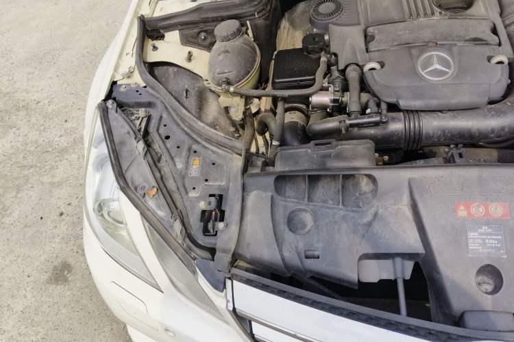 Used Mercedes-Benz E-Class 2012 E 260 CGI Convertible Engine Bay Right